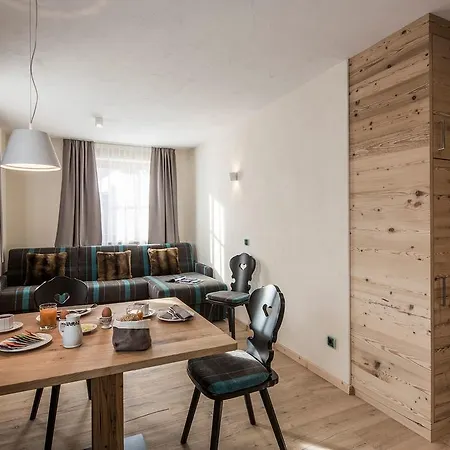 Osti Nicl Apartment San Martino in Badia Exterior photo